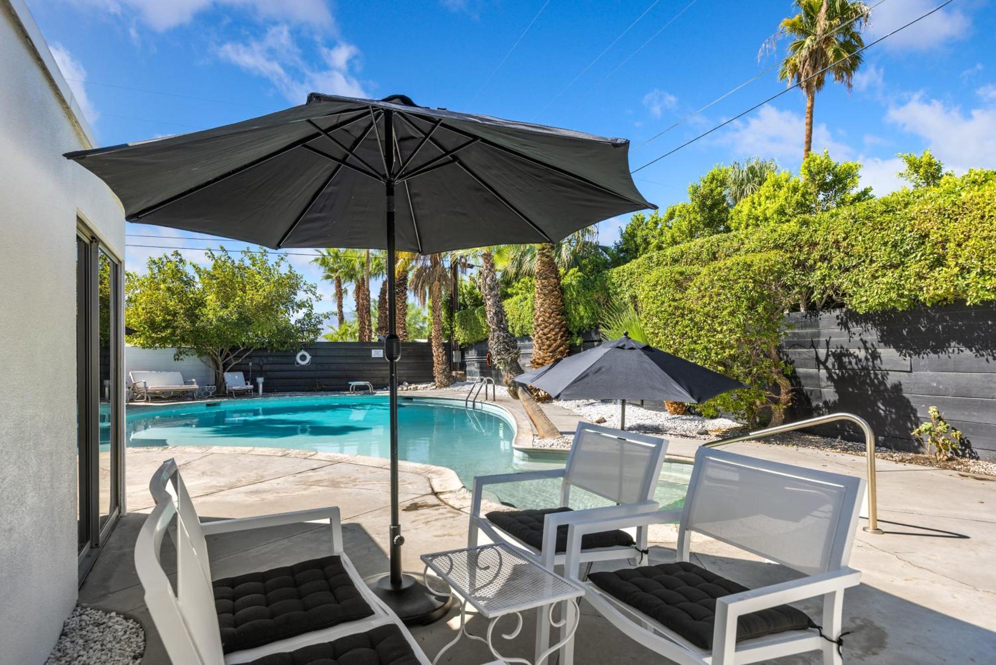 Former Steve Mcqueen'S Home Palm Springs Exteriör bild