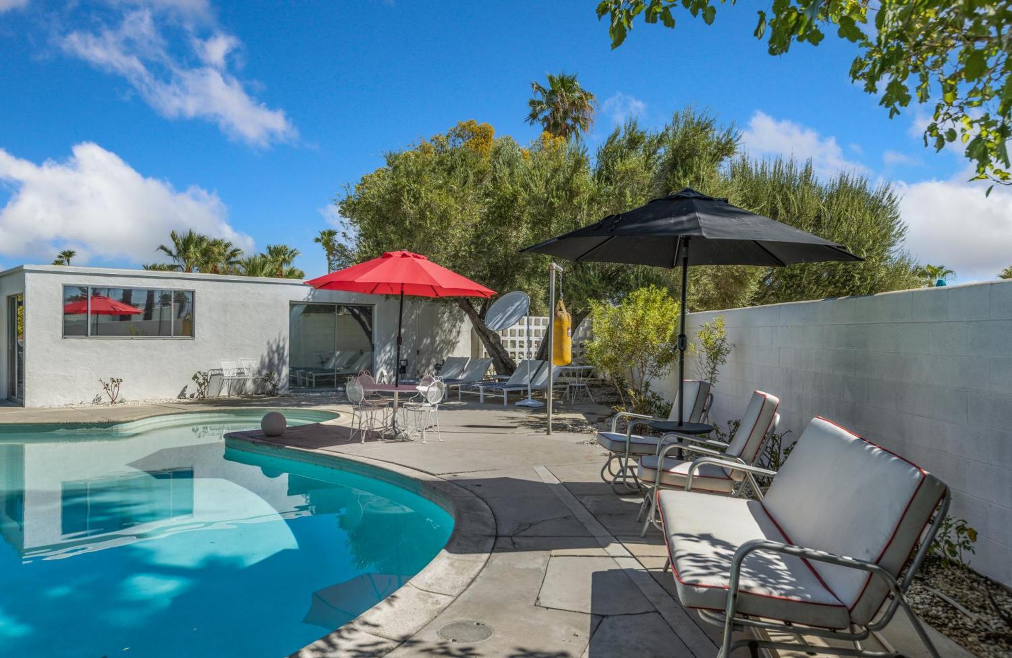 Former Steve Mcqueen'S Home Palm Springs Exteriör bild